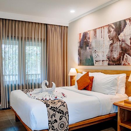 Puri Raja Hotel Legian  Exterior photo