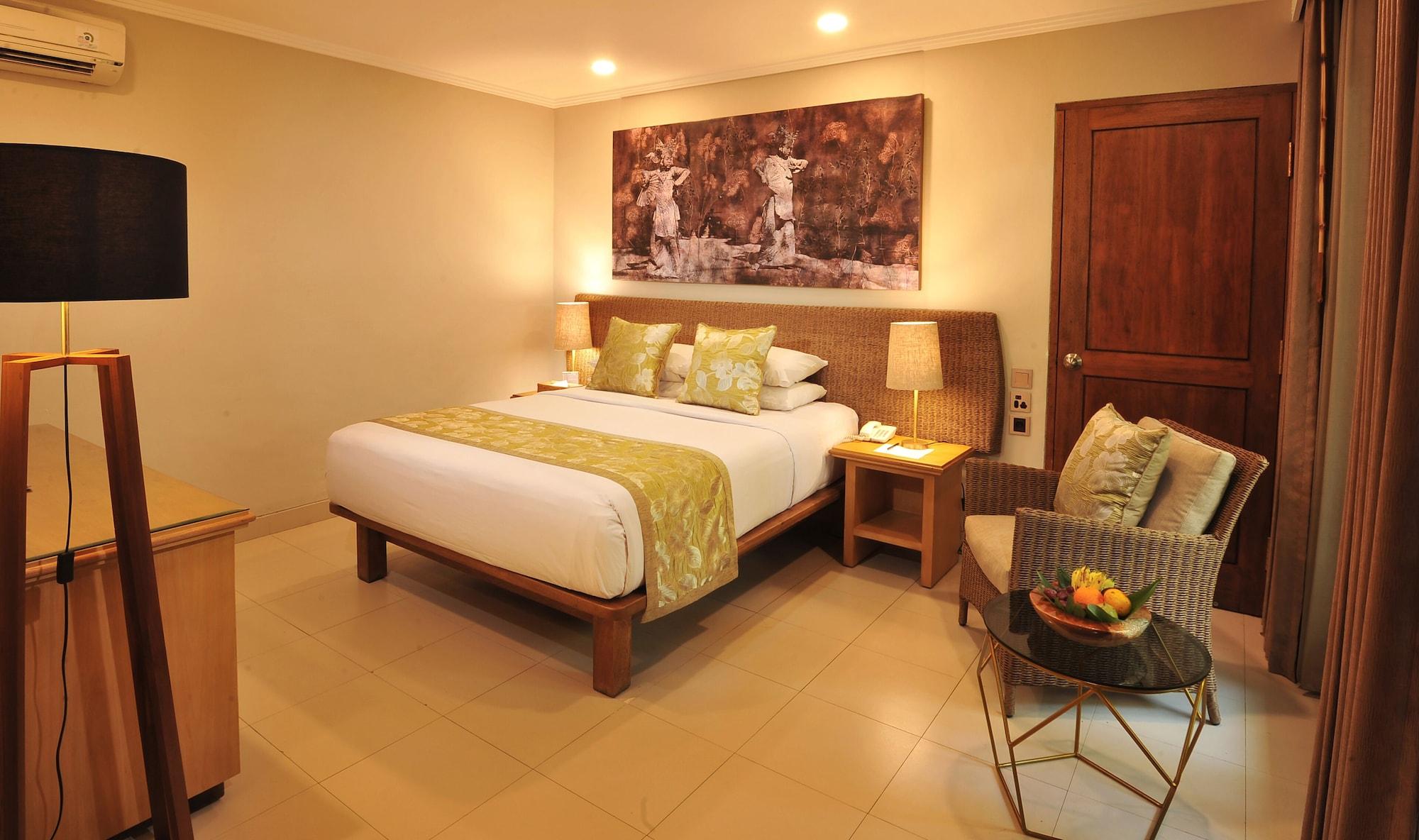 Puri Raja Hotel Legian  Exterior photo