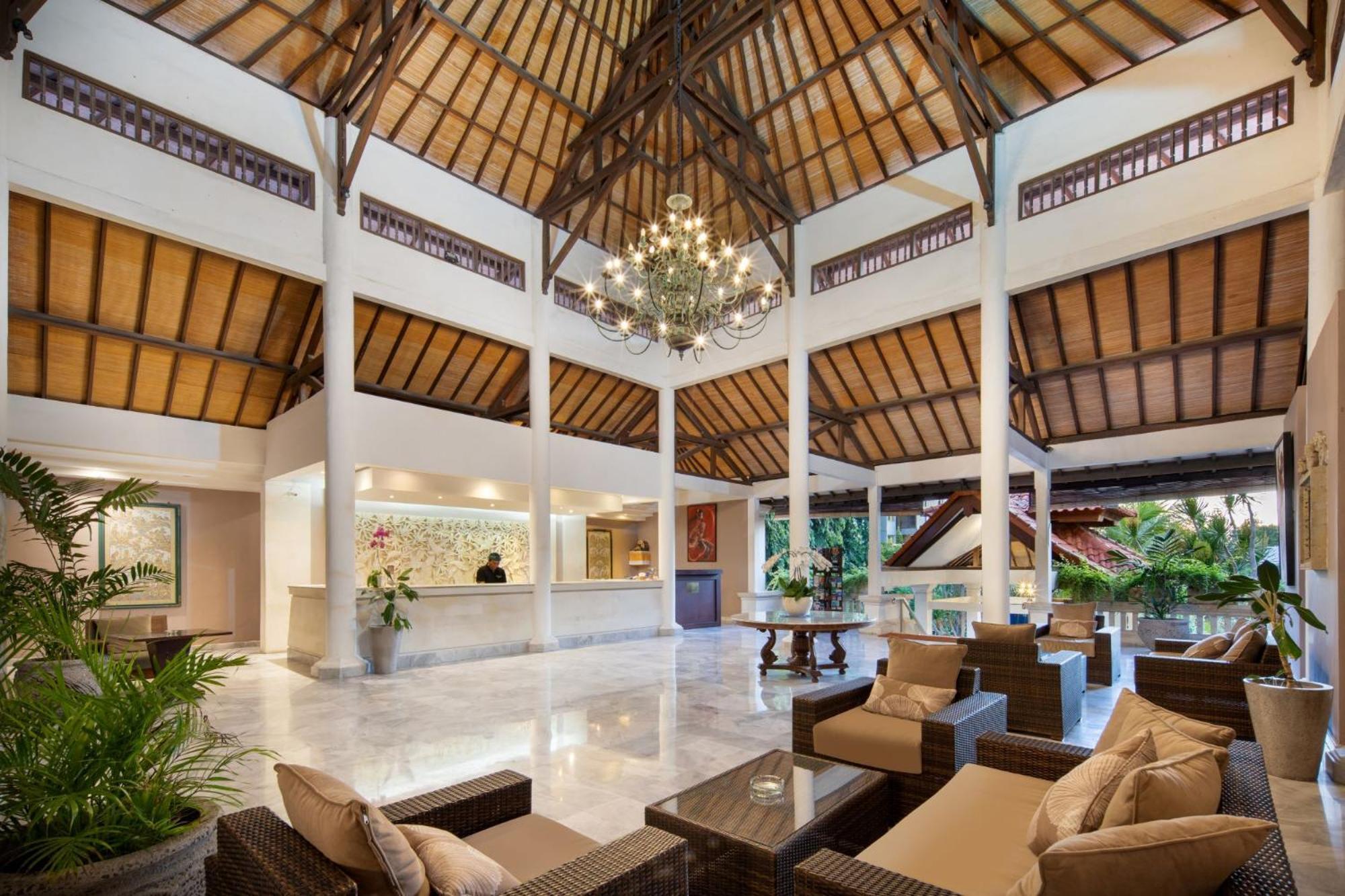 Puri Raja Hotel Legian  Exterior photo